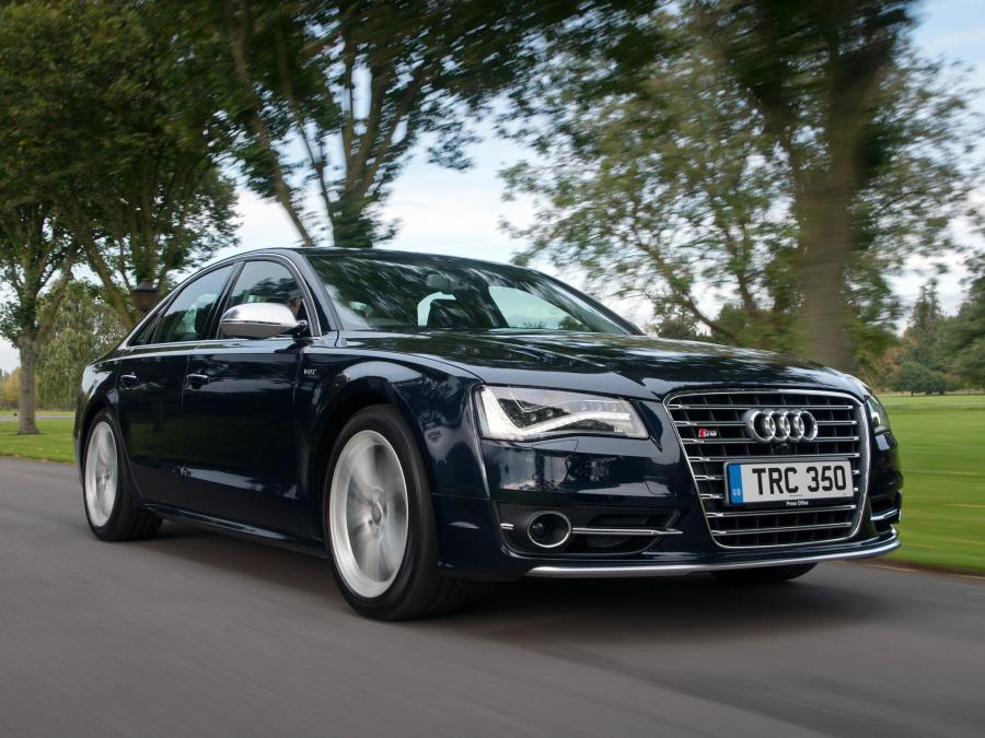  Audi S8 (D4) 2012 года  (UK) (фото 11 из 13)